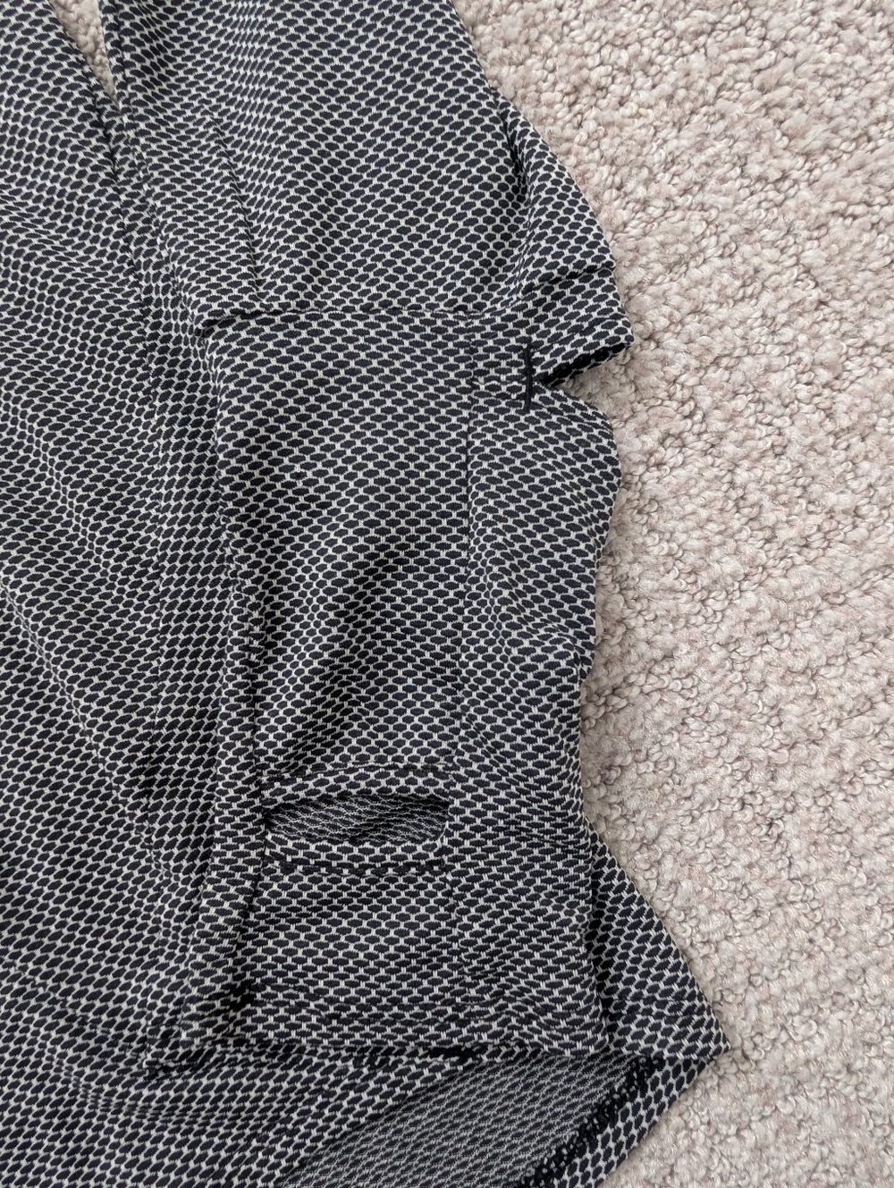 Oiselle Flyout Long Sleeve, Size 6 - Picture 4 of 4